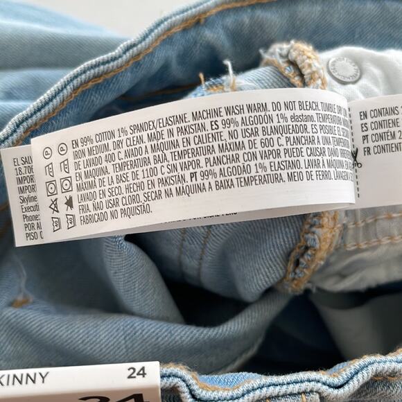 NEW Forever 21 Premium Distressed High Rise Light Denim Skinny Jeans SIZE 25 - Picture 9 of 10